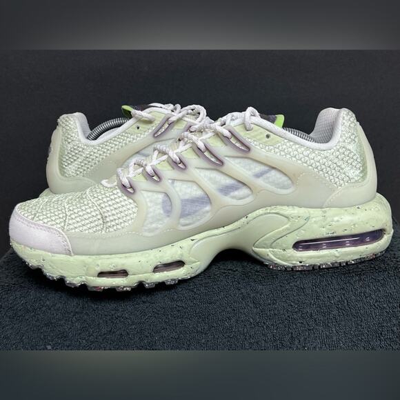 Nike Air Max Terrascape Plus Vivid Green Olive Aura DN4590-002 Mens Size 12 EUC - Picture 3 of 9